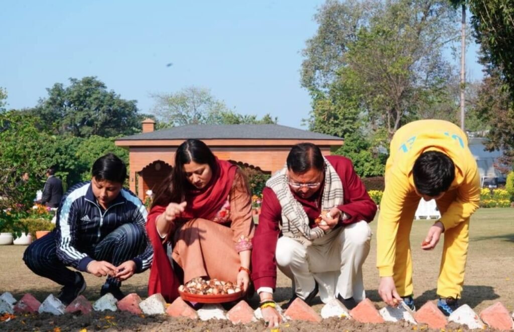 सरकार का लक्ष्य प्रदेश में कृषि को लाभकारी बनाते हुए किसानों को आत्मनिर्भर बनाना है- मुख्यमंत्री पुष्कर सिंह धामी