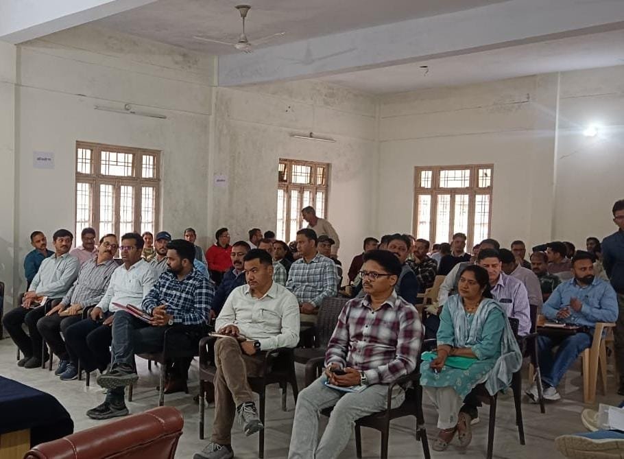 तहसील दिवस में प्राप्त सभी शिकायतों का निर्धारित समय सीमा के भीतर हो निस्तारण – सीडीओ गिरीश गुणवंत