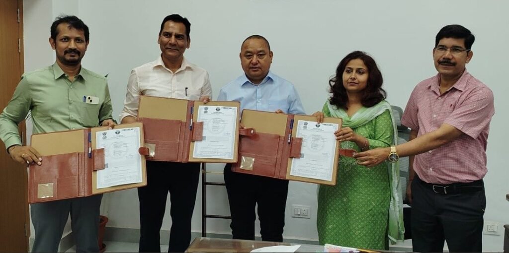उत्तराखंड में बड़ी पहल, अब गांव में मिलेगी डोरस्टेप बैंकिंग सुविधा, डिजिटल वित्तीय समावेशन से जुड़ेंगी ग्रामीण महिलाएं