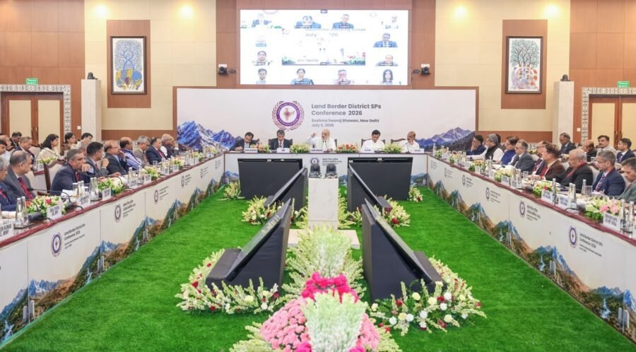 केन्द्रीय गृह मंत्री अमित शाह की अध्यक्षता में देश की पहली “Land Border District SPs Conference-2026” नई दिल्ली में आयोजित, डीजीपी दीपम सेठ सहित उत्तराखण्ड के पांचों अन्तरराष्ट्रीय सीमावर्ती जनपदों के पुलिस अधीक्षकों ने किया प्रतिभाग