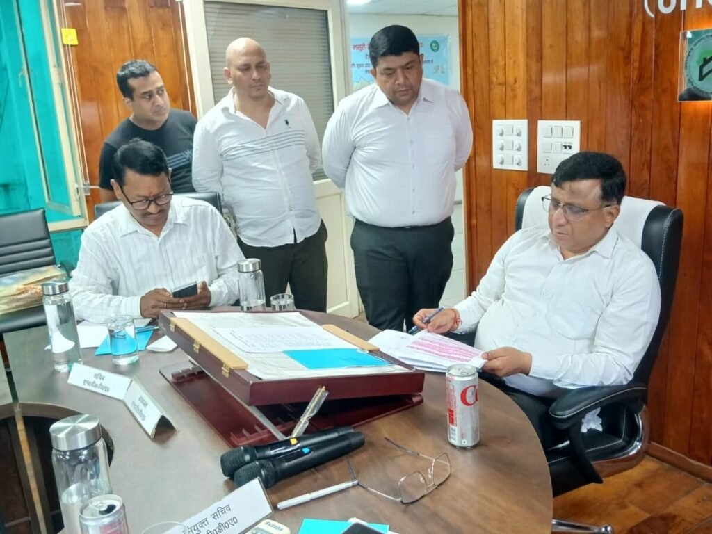 देहरादून महायोजना-2041 : जनता के सुझावों से आकार ले रहा राजधानी का भविष्य, 10वें दिन हुडा कार्यालय में हुई जनसुनवाई, नागरिकों ने रखे विकास से जुड़े अहम सुझाव