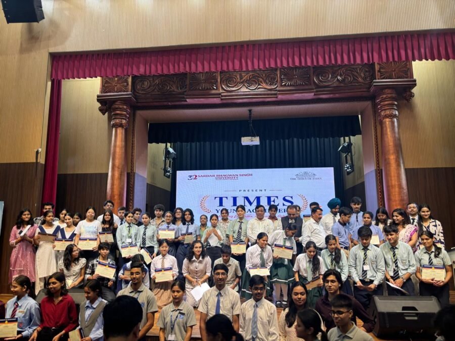 सफलता का आधार केवल अंक नहीं, चरित्र और संस्कार भी जरूरी – डीजी सूचना बंशीधर तिवारी